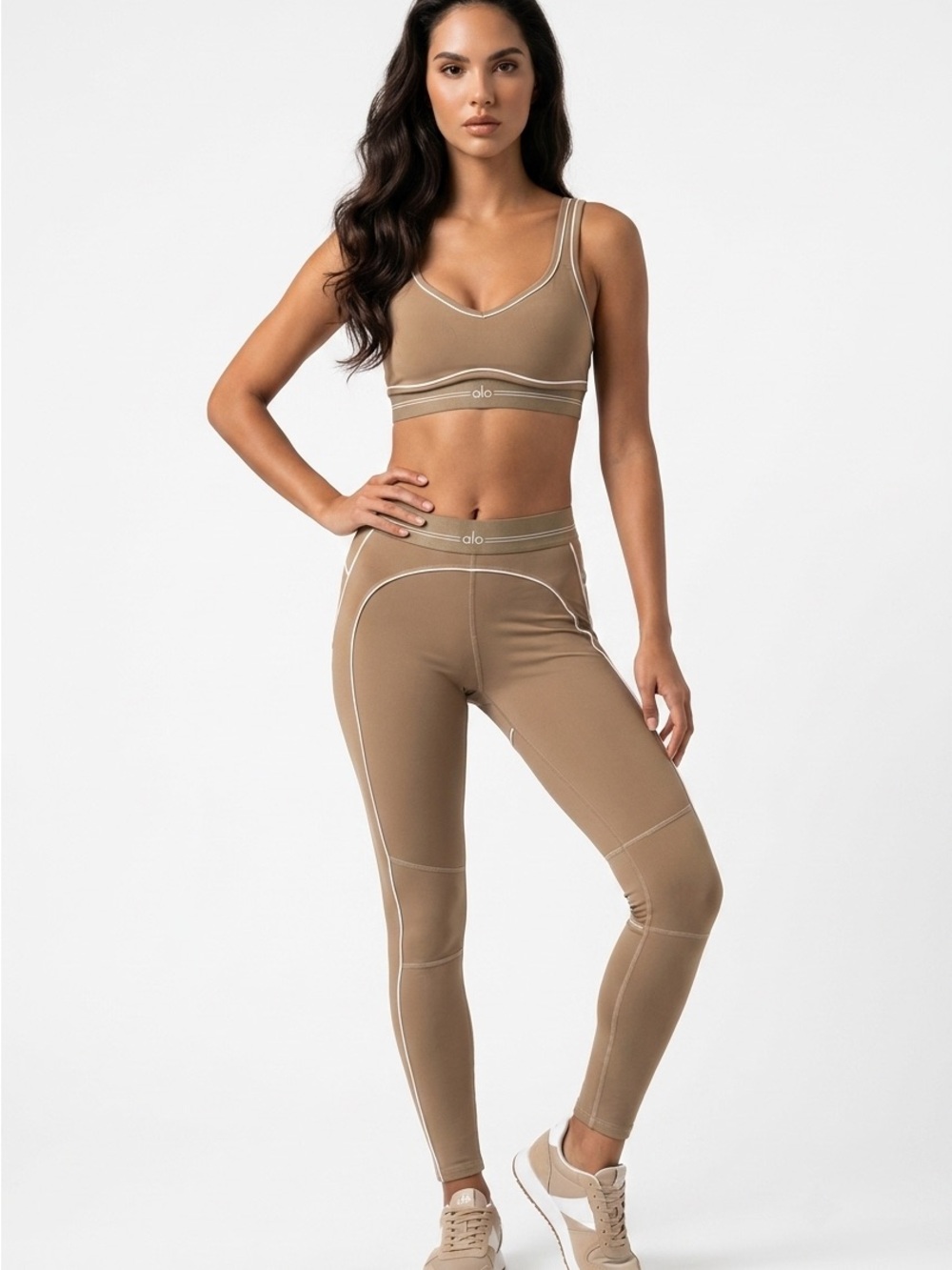 ALO Yoga Tan High-Waist Leggings And Sports Bra Set - Picture 4 of 16